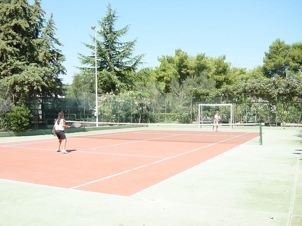 Villaggio Turistico Residence Delfino Vieste Buitenkant foto