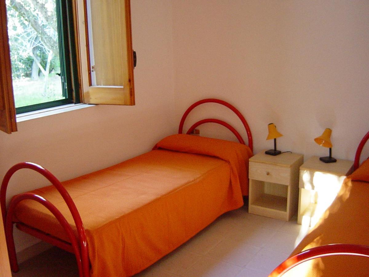 Villaggio Turistico Residence Delfino Vieste Buitenkant foto